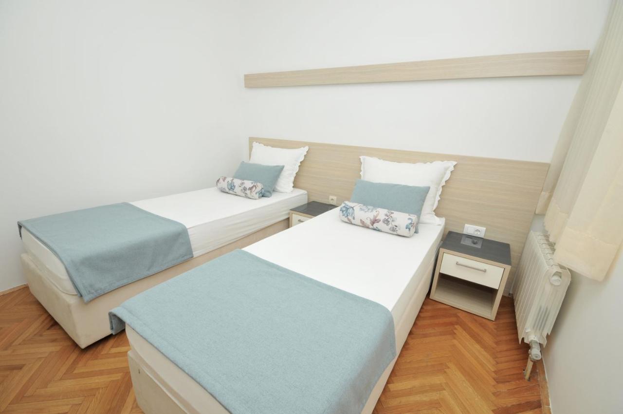 Villa Fani - Apartments In โตรกีร์ ภายนอก รูปภาพ